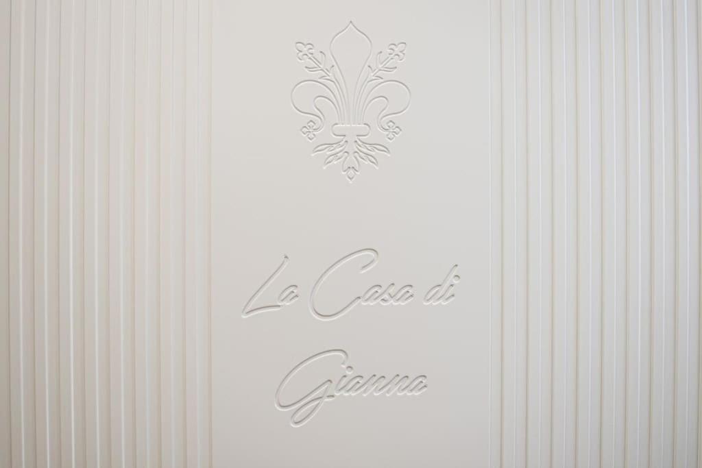 Keys Of Italy - Sgiuseppe 18 - Monolocale Intimo E Conveniente A Santa Croce Apartment Florence Exterior photo